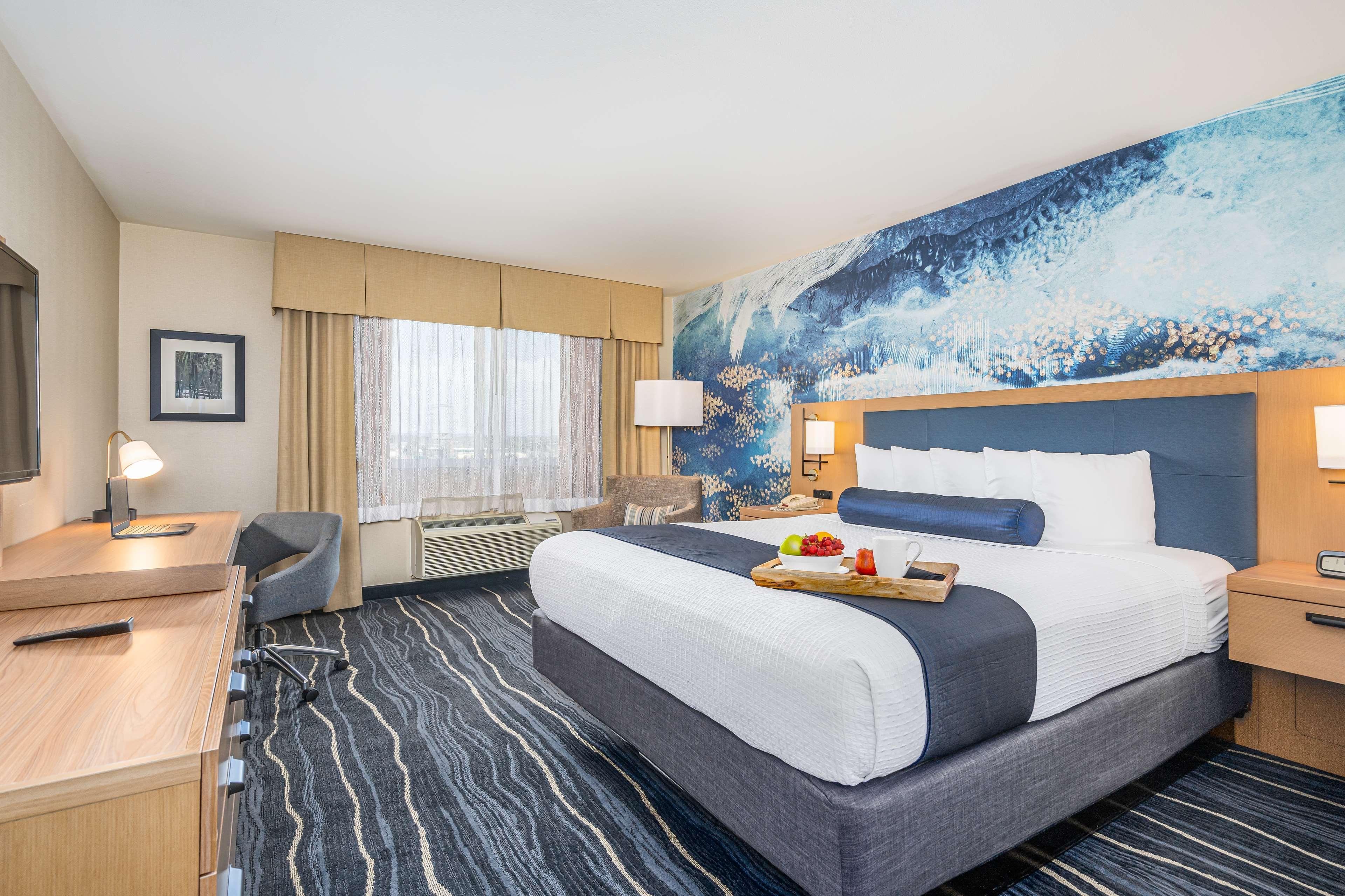 Best Western Plus Marina Gateway Hotel National City Exterior foto