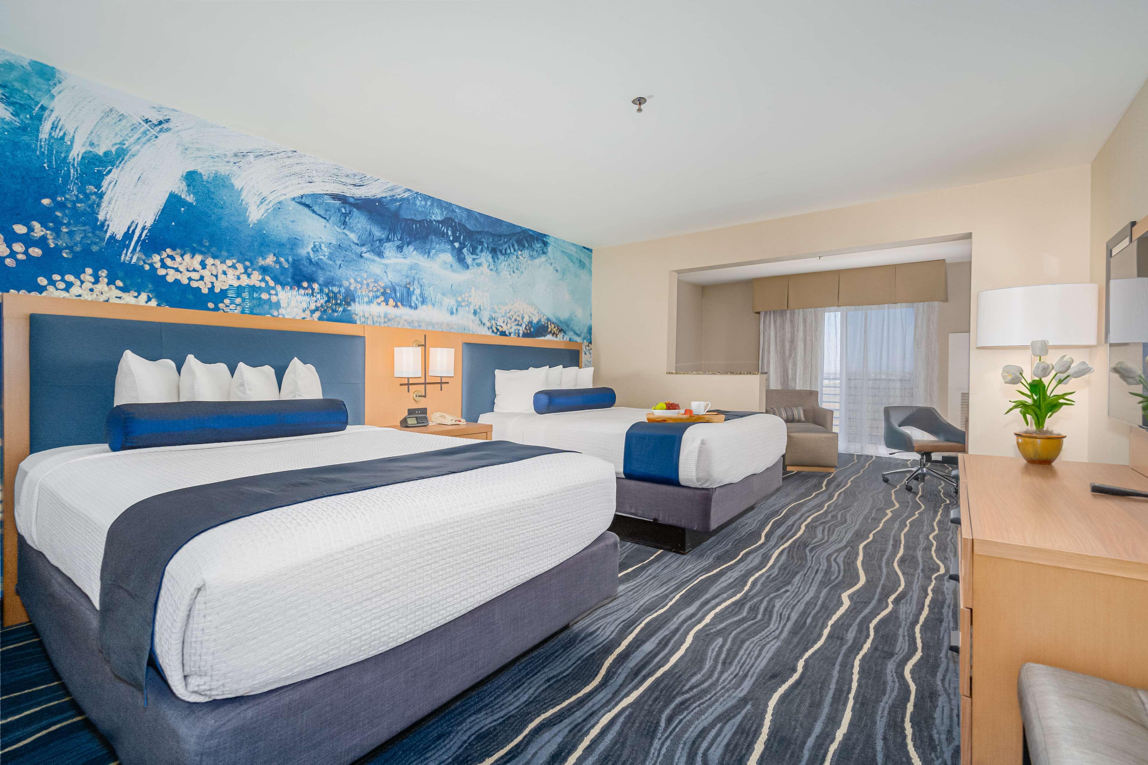 Best Western Plus Marina Gateway Hotel National City Exterior foto